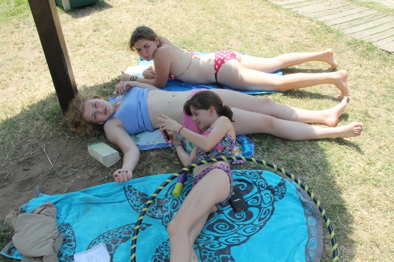 Village Camps International Summer Camp Ard&egrave;che, France 2019-07-26 https://www.villagecamps.com/journals_admin/images/926-1-18-07-2014 4 (800x533) (21).jpg